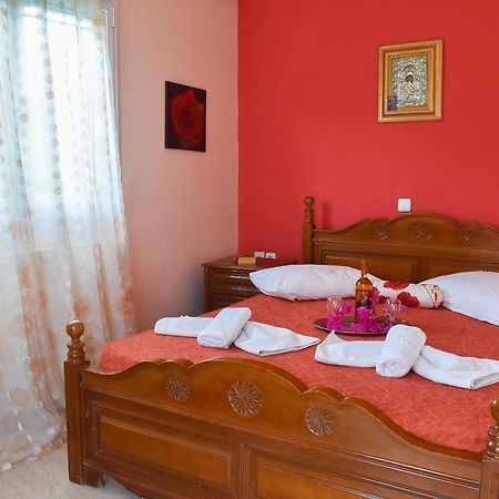 Vicky'S Village Private House Fiolitis Exterior foto