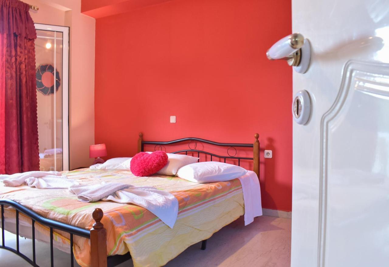 Vicky'S Village Private House Fiolitis Exterior foto
